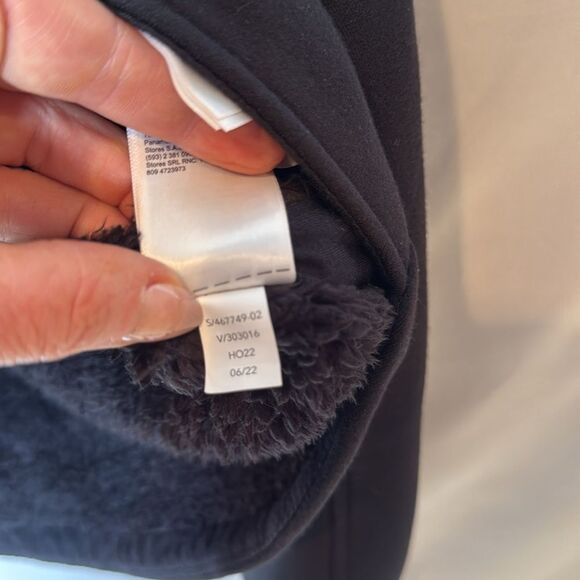 Athleta Black Westbound Sherpa lined Jacket. Size Medium. - Picture 8 of 9